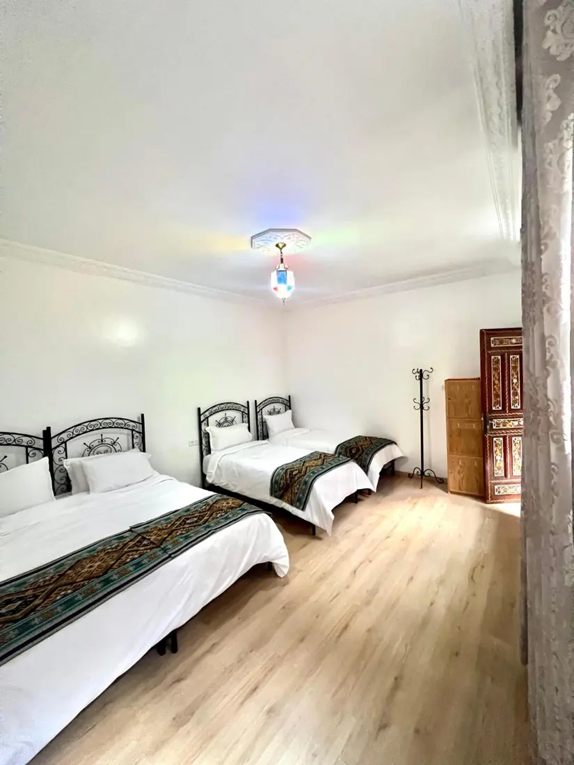 La Chambre Familiale Supérieure, quatre lits simples